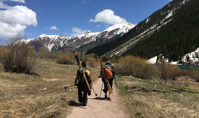 Nicky and Horton hiking their way out for the last couple of miles. [Photo] Laura Hadar