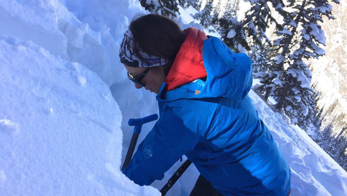 Mountain Skills: Social Media vs. Snow Safety