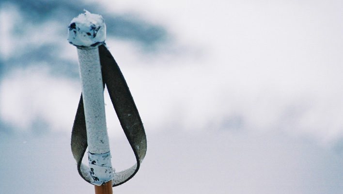 Leash Laws: When to use pole straps in the backcountry