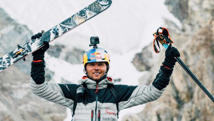 Andrzej Bargiel makes history with first ski descent of K2