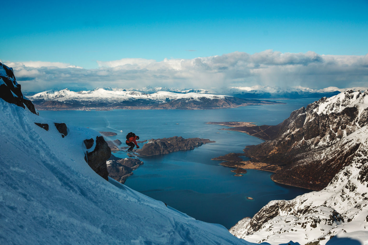 Гренландия 2022. Ски Норвегия. Sailing Winter. Sailing Norway. Polar 110 Norway.