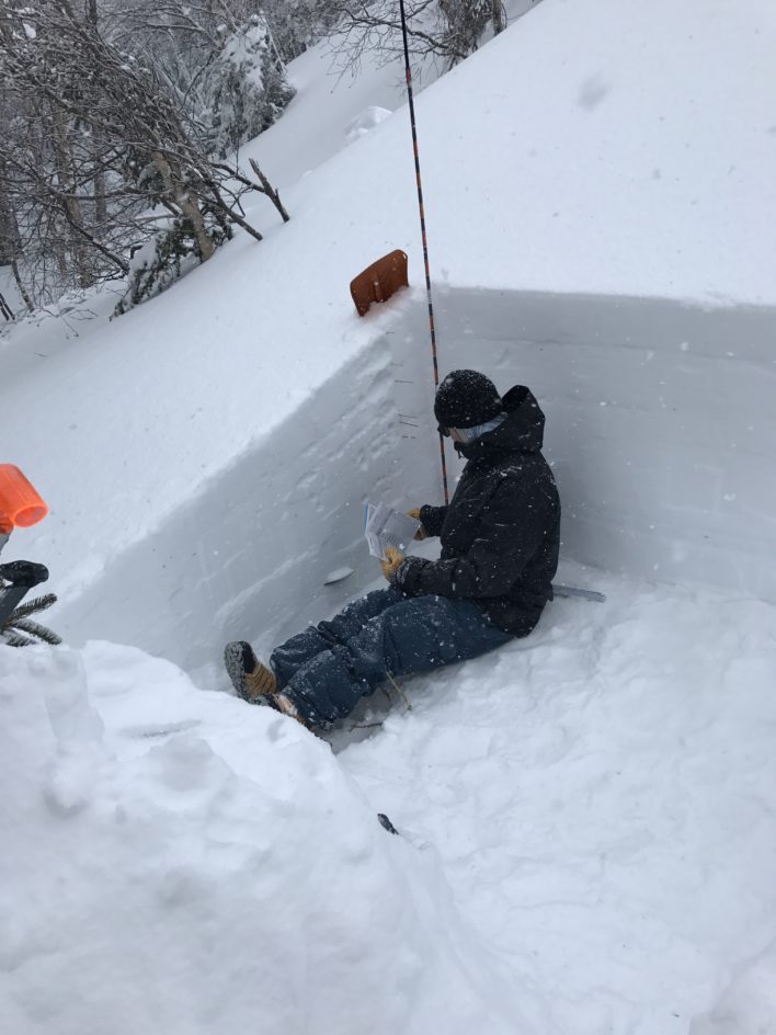 Risk Reflection: Teaching avalanche education through Vermont’s pandemic restrictions